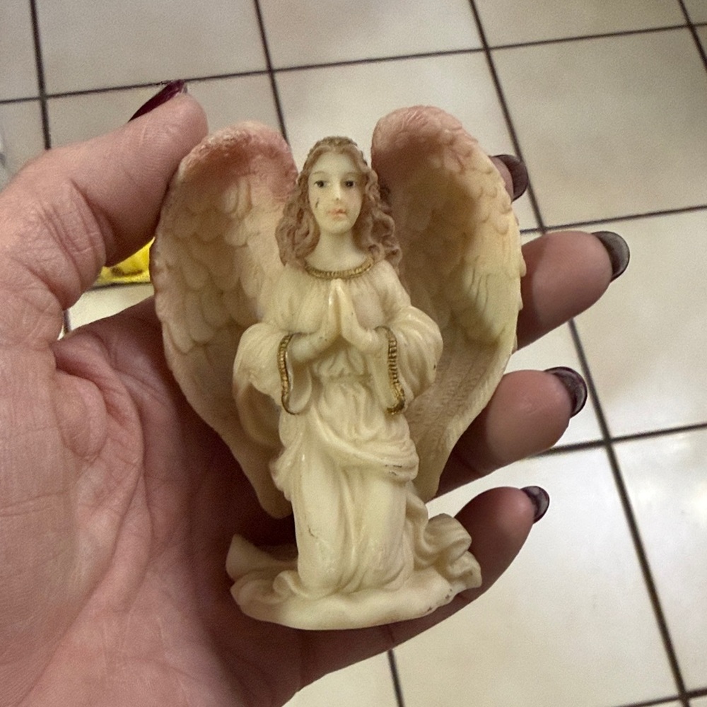 Cream Angel Figurine